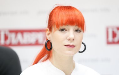 Светлана Тарабарова примерила платье от экс-супруги Александра Шовковского