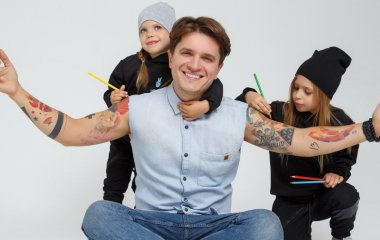 Анатолий Анатолич подарил беременной жене шикарное авто