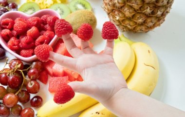 Вчені назвали фрукт, який здатний знизити артеріальний тиск за 20 днів: всього дві штуки на день — і доживете до 100 років