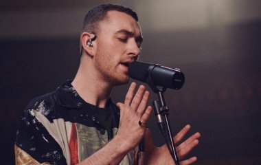 Сэм Смит поделился концертным снимком из Японии