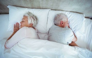 Кардіолог назвав оптимальну тривалість сну для людей похилого віку