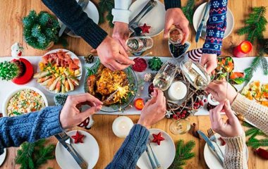 Названо три продукти, які завжди повинні бути на столі