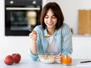 Які продукти найчастіше провокують відчуття важкості після їжі