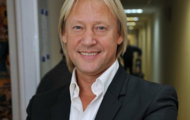 Дмитрий Харатьян вывел в свет взрослого сына