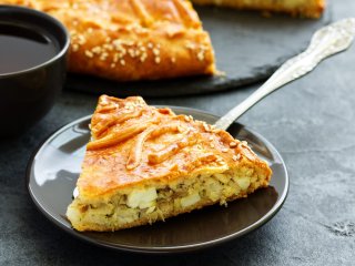 Простой рыбный пирог за 30 минут: будете готовить каждый день