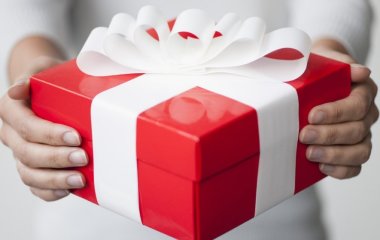 Что купить девушке, которая вам нравится