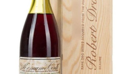 Найдорожча в історії: пляшку вина 1945 року продали за рекордну суму