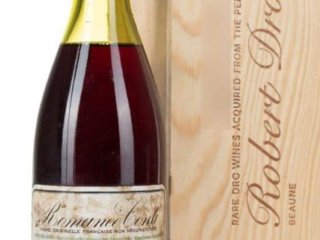 Найдорожча в історії: пляшку вина 1945 року продали за рекордну суму