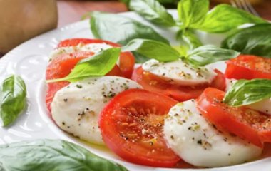 Ендокринолог перерахувала продукти, що відновлюють роботу кишечника