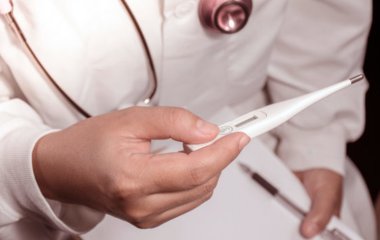 Застуда, ГРЗ, ГРВІ, грип – чим вони відрізняються