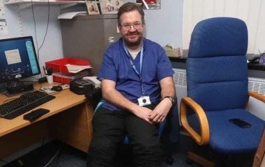 В Британії засудили лікаря, який відморозив собі ноги й отримав страхові виплати: що відомо