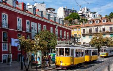 Как недорого добраться из Украины в Лиссабон в 2019 году?	