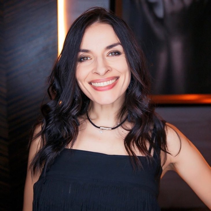 Надежда Мейхер поделилась селфи без макияжа