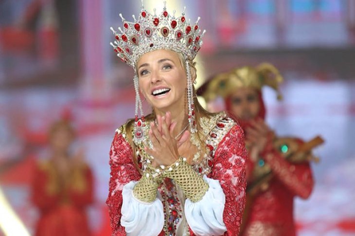 Татьяна Навка отметила день рождения в кругу звездных друзей