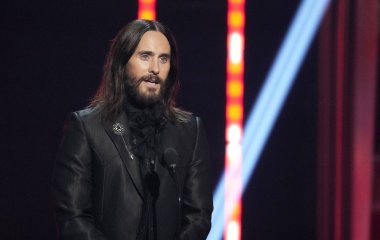 Джаред Лето на тлі неоднозначних заяв оскандалився пафосною ходою під трек путініста