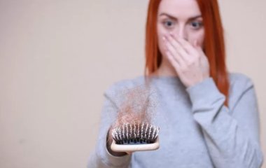 П'ять дієвих порад, якщо при коронавірусі випадає волосся