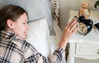 Що відбувається з організмом, якщо щодня лягати спати в різний час
