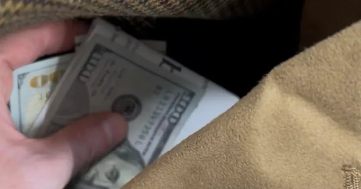 Чоловік купив піджак у секонд-хенді і розбагатів