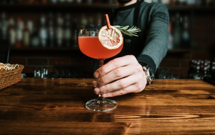 Медики назвали заболевания, которые может предотвратить умеренное употребление алкоголя