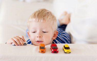 9 детских вещей, которые необоснованно ударяют по семейному бюджету