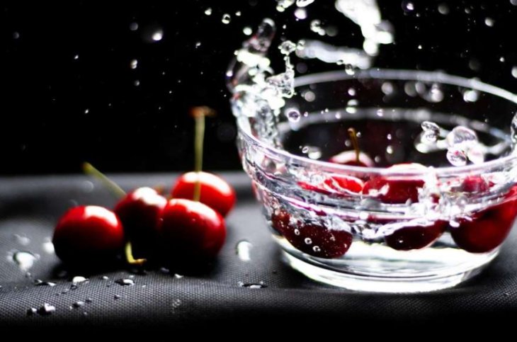 Специалисты рассказали, как легко очистить овощи и фрукты от химикатов
