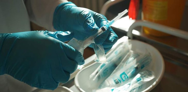 Вчені оцінили дію четвертої дози вакцини від коронавірусу