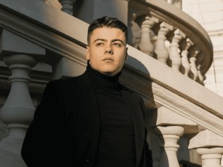 Український співак SHUMEI потрапив у ДТП: що сталося з артистом та його командою