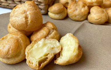 Пирожные с заварным кремом