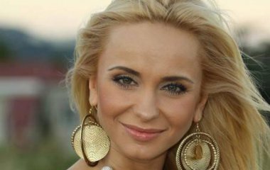 Лилия Ребрик позировала с дочерью в леопардовых нарядах
