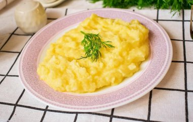 Як приготувати картопляне пюре з молоком: в чому секрет його повітряності