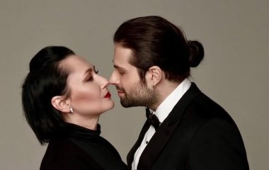 Олена Мозгова показала їх із Аксельродом на початку стосунків і ніжно привітала його з річницею
