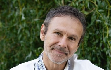 Святослав Вакарчук зворушливо привітав Ліну Костенко з 96-річчям і показав небачене фото з нею