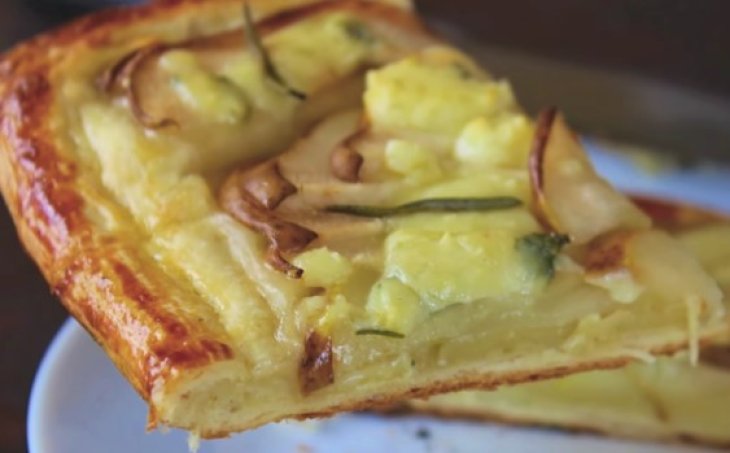 Грушевый пирог с творогом: рецепт вкусного десерта для всей семьи