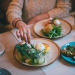 Какая еда вдвое снижает риски инсульта: советы медиков