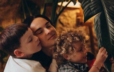 Інна Мірошниченко замилувала фото 6-річного сина й приголомшила їхньою схожістю