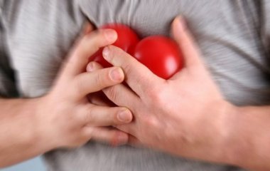 Врачи объяснили, как распознать сердечный приступ за несколько дней до начала: симптомы