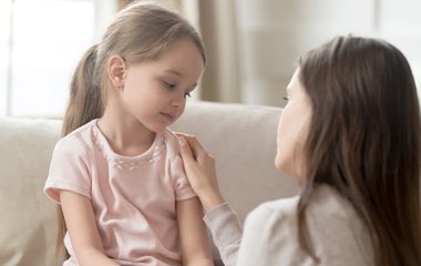 Чек-лист секспросвета: о чём взрослые должны рассказать детям, а что они узнают сами