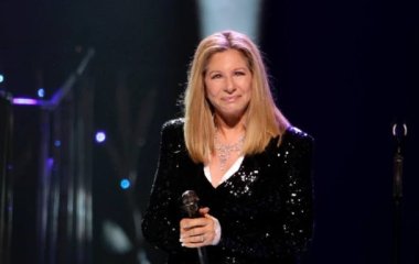 Барбра Стрейзанд пожертвовала Украине 240 тысяч долларов на медицинскую помощь