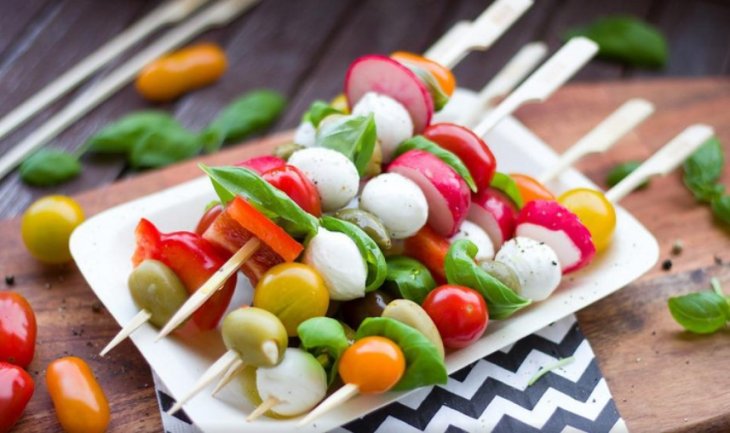 Медики рассказали, как лучше питаться в жаркую погоду