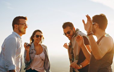 6 вещей, которые помогут обратить на себя внимание в большой компании