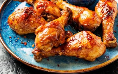 Как приготовить куриные голени с вустерским соусом