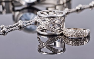 Как выбрать хорошие ювелирные украшения