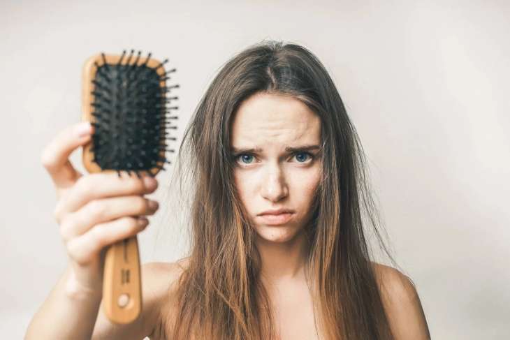 Как остановить выпадение волос в домашних условиях?