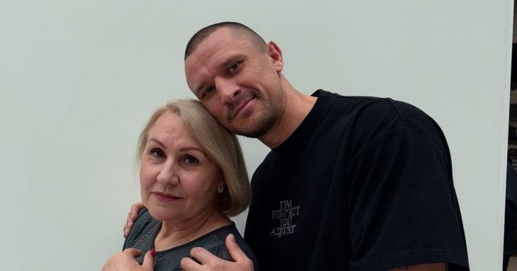 Тарас Цимбалюк здивував молодим виглядом 70-річної мами-красуні і розсекретив сюрприз їй на ювілей