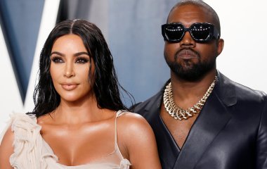 Ким Кардашьян поделилась новыми фотографиями из отпуска