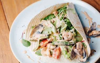 Салат из сладкого перца с кинзой