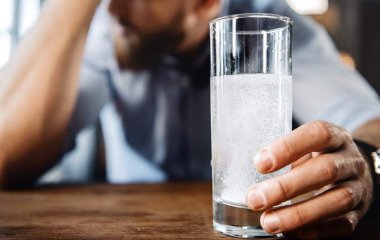 Британські вчені проаналізували відомі методи позбавлення від похмілля