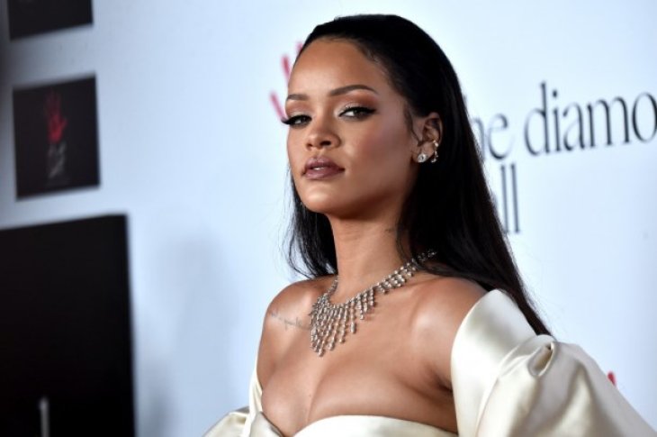 Рианна приняла участие в откровенной съемке для «Savage x Fenty»