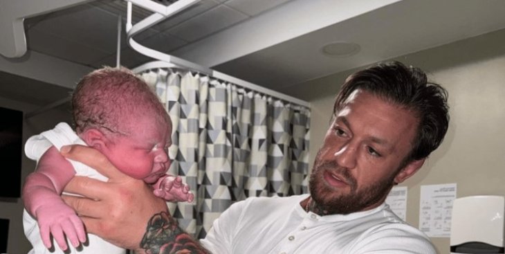 У Конора Макгрегора родился четвертый ребенок (фото)