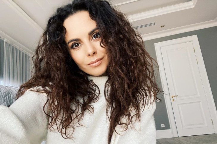 Настя Каменских показала, как сейчас выглядит ее 67-летняя мама